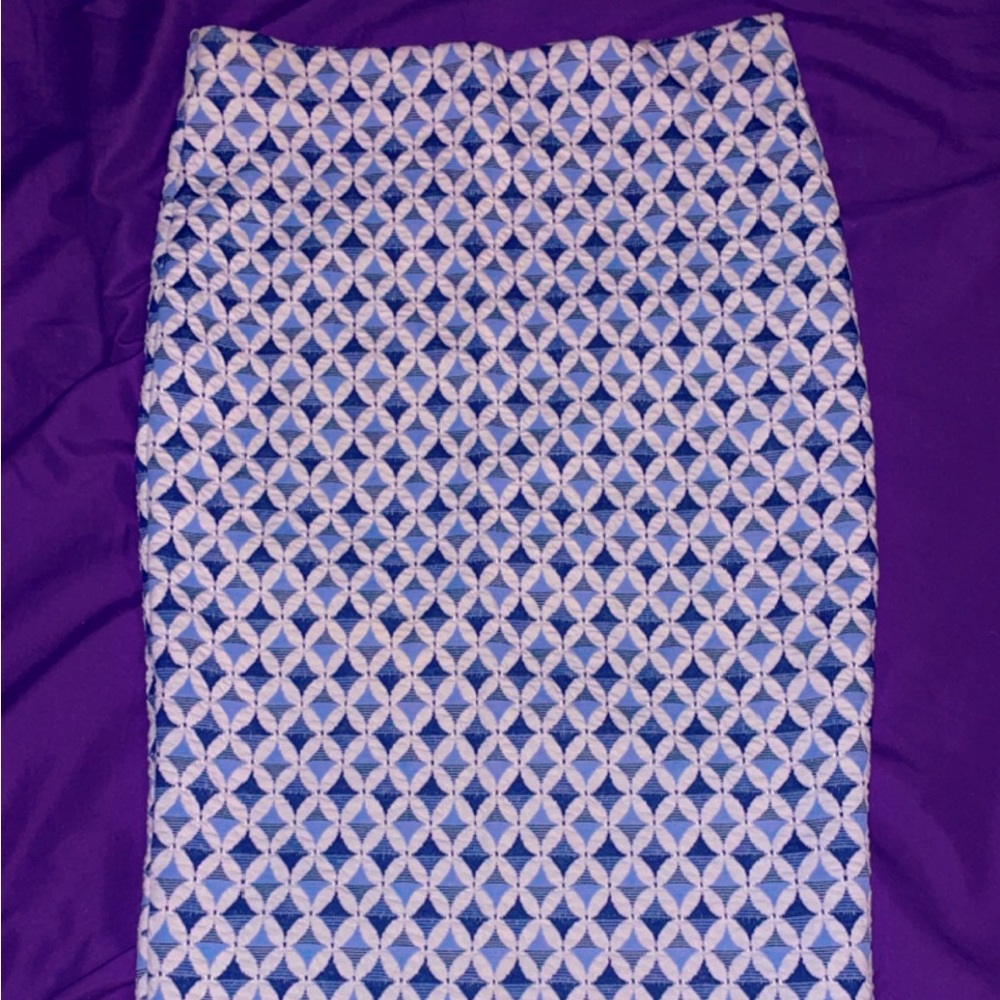Textile pattern pencil skirt